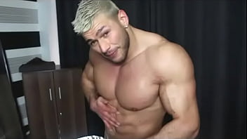 Xxx Gay Muscle Tink