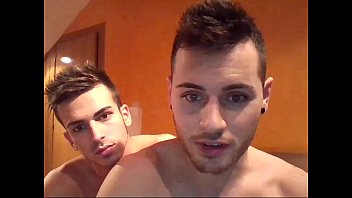 Chaturbate French Handsome Str8 Friends Cam Gay Porn