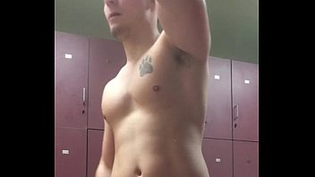 Boner At The Gym Gay Porn