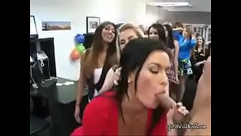 Porn Femme Fellation Party