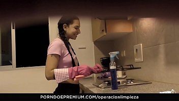 Latina Femme Menage Porn