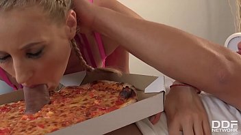 Blowjob Pizza Gifs Porn
