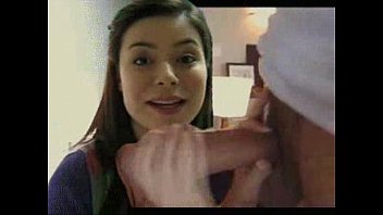 Miranda Cosgrove Porn Gif