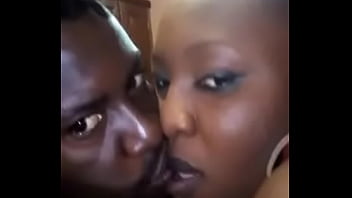 Vidéo porno grosse femme congolaise