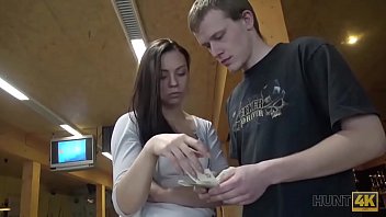 Czech couple for money