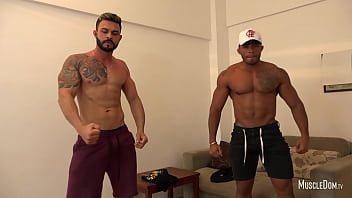 Muscle Worship Gay Porn Hub
