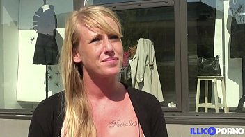 Porn Blonde Gros Seins Natural Dominee