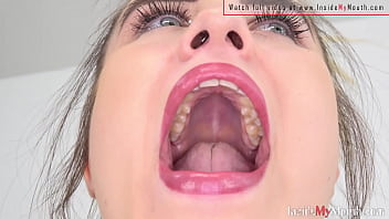 Porn Giantess Comic Mouth Play Tongue