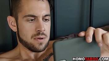 Amine Porno Gay
