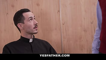 Pretre Catholique Gay Et Jeune Garcon Porn Video