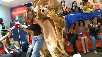 Dancing Bear Blowjobs Blondes Porn Pics