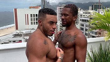 Black Gays Sodomise Avec De L Huile Porno