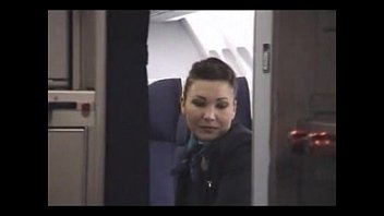 Un Pilote D’avion Baise Une Hôtesse De L’aire Algérienne Porn