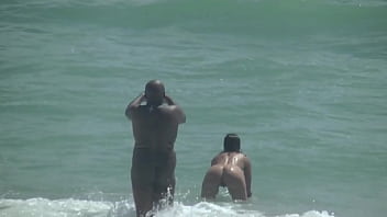 2 Friends Touch A Girl At The Beach Porn