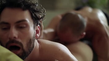 Film Porno Gay Baiser Dans La Voiture