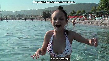 Amateur Girl Does Porn On Vacations