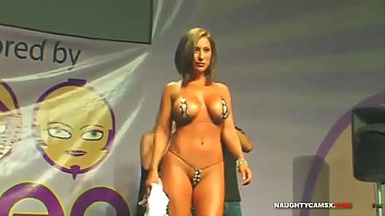 Belles Femmes Porno En Micro Bikini