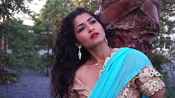 Www saree song hot in porin